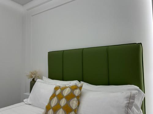 Deluxe Room image 8