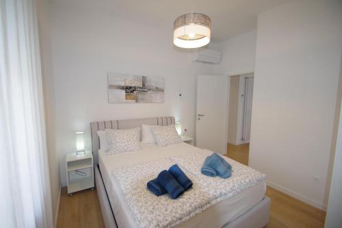 Bright & Modern 2-Bedroom Flat in Pula, Pula (foto 7)