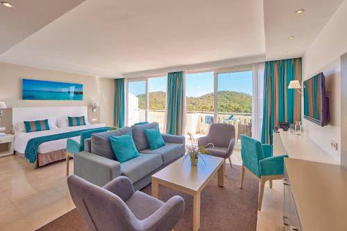 Universal Hotel Lido Park - image 14