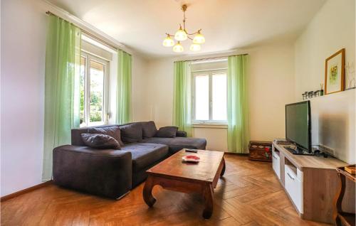 4 Bedroom Beautiful Home In Deutschlandsberg