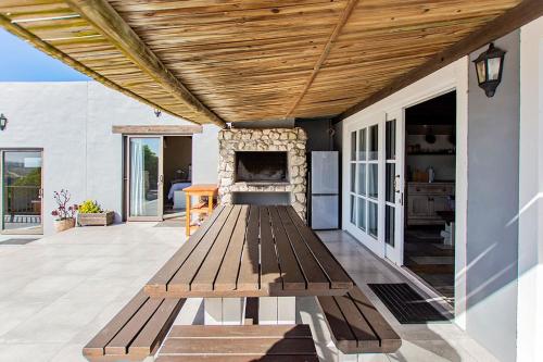 Poseidon Langebaan Holiday Accommodation in Olifantskop