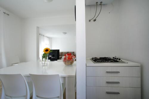 Scudaniglio Apartments - image 4