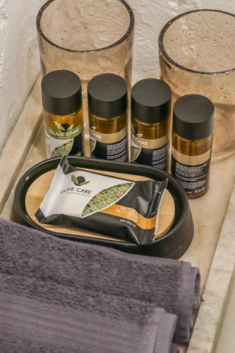 Delfini Beach Hotel & Suites Delfini Beach Hotel & Suites