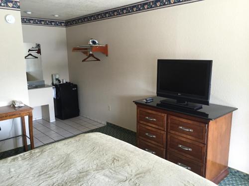 Budget Inn of Lodi – Lodi, CA