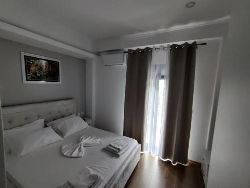 Unique in Kuçovë