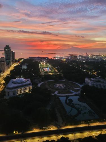 Juja's place, Manila