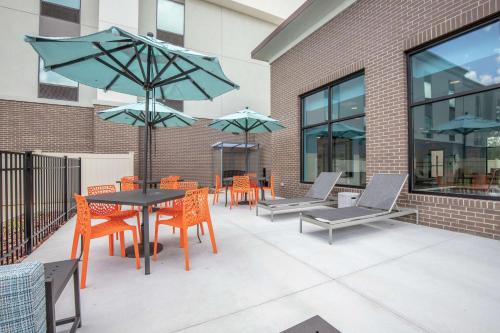 Hampton Inn Camden SC - image 14