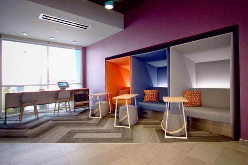 大堂, 奧克拉荷馬城西北高速公路希爾頓Tru酒店 (Tru by Hilton Oklahoma City NW Expressway) in 郊區