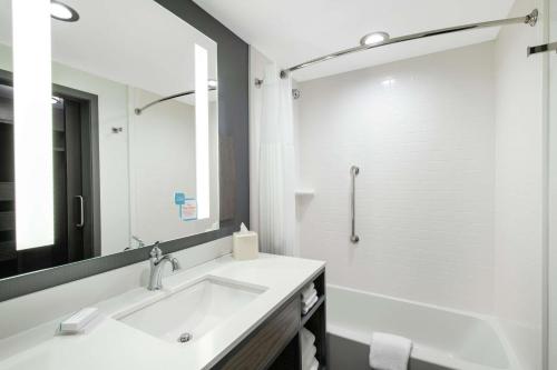 Hilton Garden Inn Pittsburgh Area Beaver Valley Pa - image 2