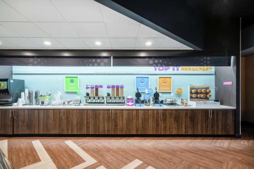 Tru By Hilton Greenville - image 13