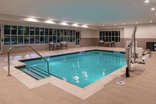 Hilton Garden Inn Kansas City Airport Mo in Kansas City, USA