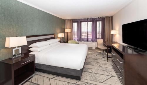 DoubleTree by Hilton Newark Penn Station, NJ