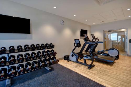DoubleTree by Hilton Oceanfront Virginia Beach - image 11