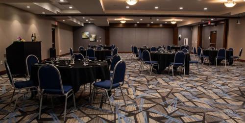 Doubletree By Hilton Omaha Southwest Ne - image 7