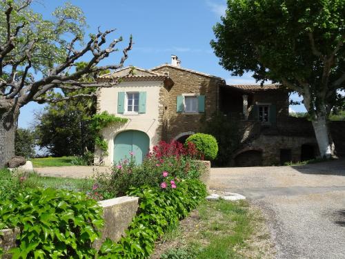 Les Saffres - gîte de charme pour 8 personnes - Valréas