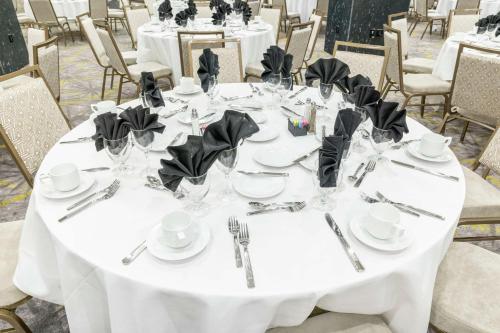 ห้องประชุม / บอลรูม, Hilton Garden Inn Wichita Downtown in วิชิตา (KS)