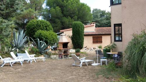 Canigou - Pinede avec piscine