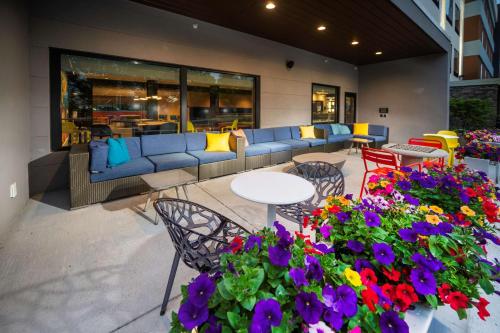 Home2 Suites By Hilton Minneapolis-Mall of America