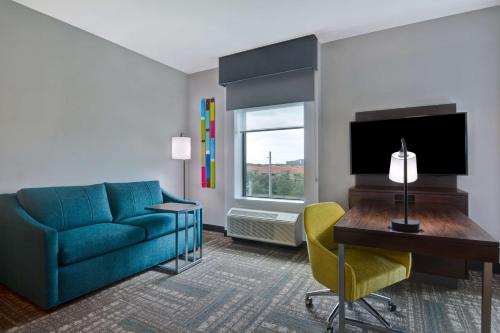 King Studio Suite - Non-Smoking image 2