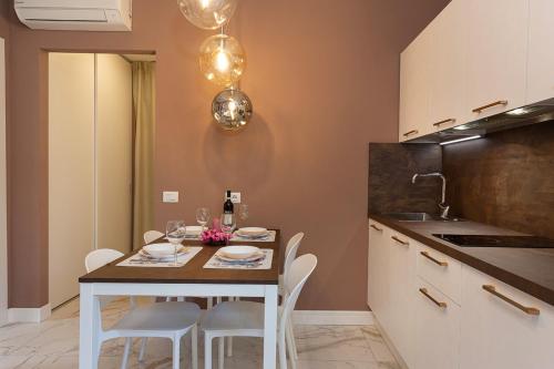 Emerald Suites 5
