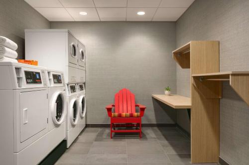 Tru By Hilton Easton - image 5