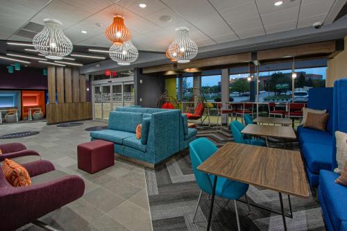 Tru By Hilton Columbus Airport in Columbus, USA