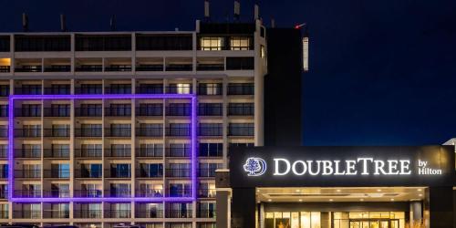 . DoubleTree by Hilton Calgary North