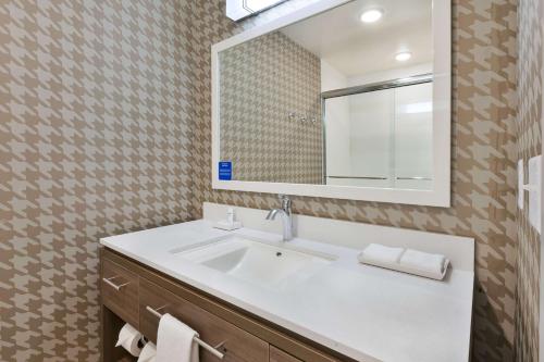 Home2 Suites By Hilton Battle Creek, Mi