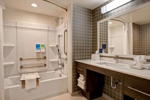 Home2 Suites By Hilton Carmel Indianapolis