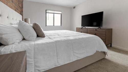 מתקני המלון, Modern Apartment in Prime Location ID7508X96 in רוקי חיל(סי טי)