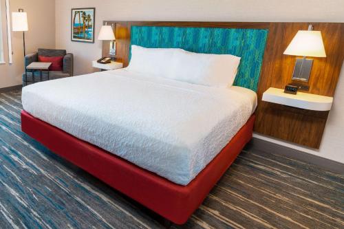 1 king bed, 1 sofa bed
