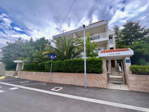  Apartments Villa Ana in 51265 Dramalj