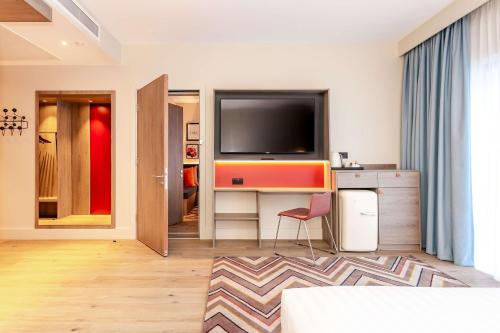 Hampton By Hilton Blackburn - image 9