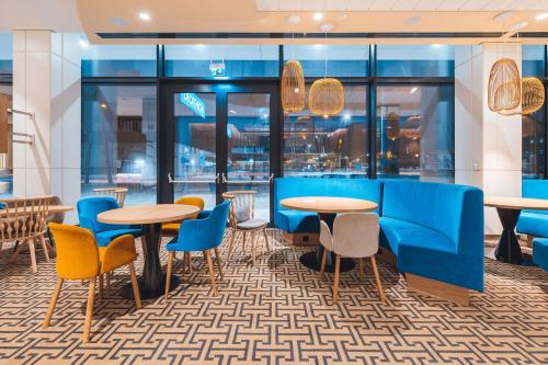 Hampton By Hilton Warsaw Reduta - image 12