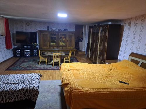 Sweet home in Glola