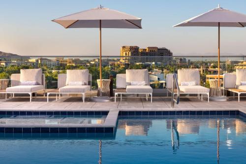 ทัศนียภาพ, คาโนปี บาย ฮิลตัน สกอตส์เดล โอลด์ ทาวน์ (Canopy by Hilton Scottsdale Old Town) near โอลด์ทาวน์สก็อตส์เดล