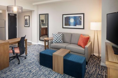 King Studio Suite image 5
