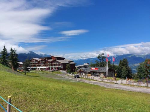 Appartement 2 pieces aux Arcs 1800, 5 pers., au pied des pistes avec balcon, proche commerces et ESF in Les Villards