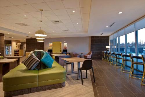 Home2 Suites By Hilton Lexington Hamburg