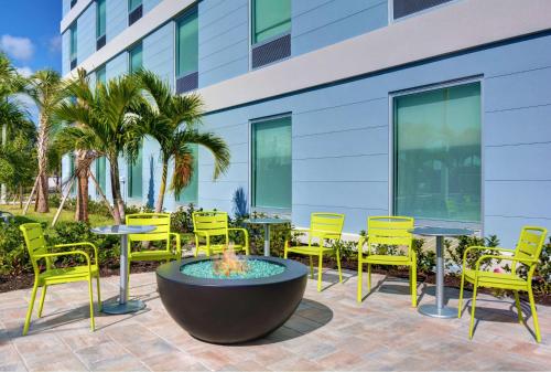Home2 Suites by Hilton Fort Myers Colonial Blvd