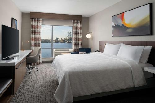 Hilton Garden Inn Camden Waterfront Philadelphia - image 7