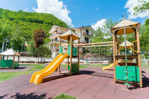 Дитячий майданчик, Soggiorno Boccuti in Монтелла