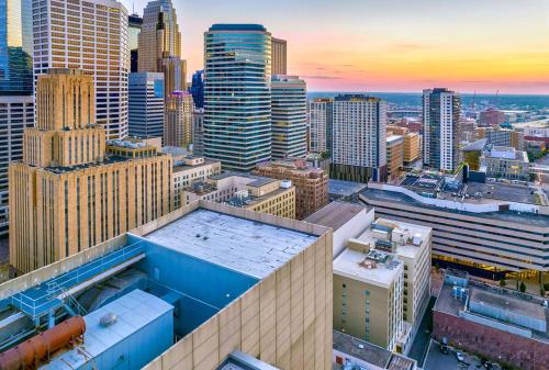 Home2 Suites By Hilton Minneapolis Downtown Mn - image 3