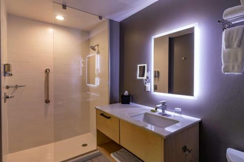 Double room, city view