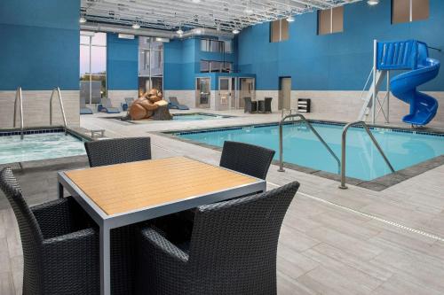 Hampton Inn Warroad Mn - image 6