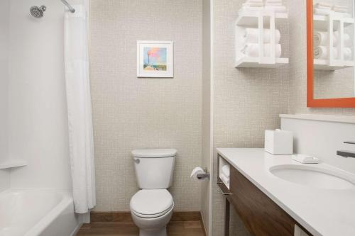 햄프턴 인 워로드, MN - 화장실