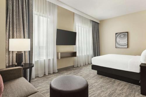 Embassy Suites by Hilton Round Rock - image 11
