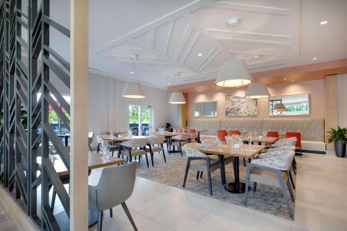 Hilton Garden Inn Panama City Airport FL - image 8