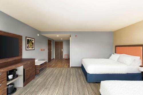 Hampton Inn & Suites Olean Ny - image 11