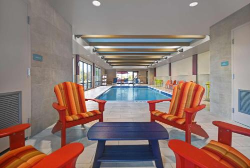 Home2 Suites by Hilton Blacksburg VA - image 13